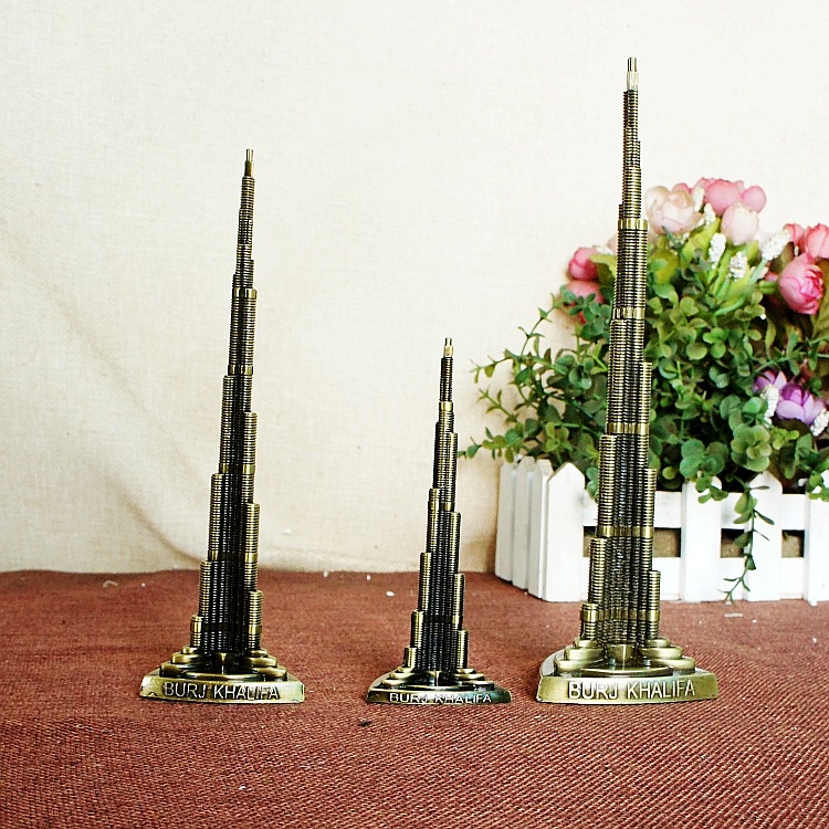 Ornements Burj Khalifa de Duba - Home Office Dubai avis et prix