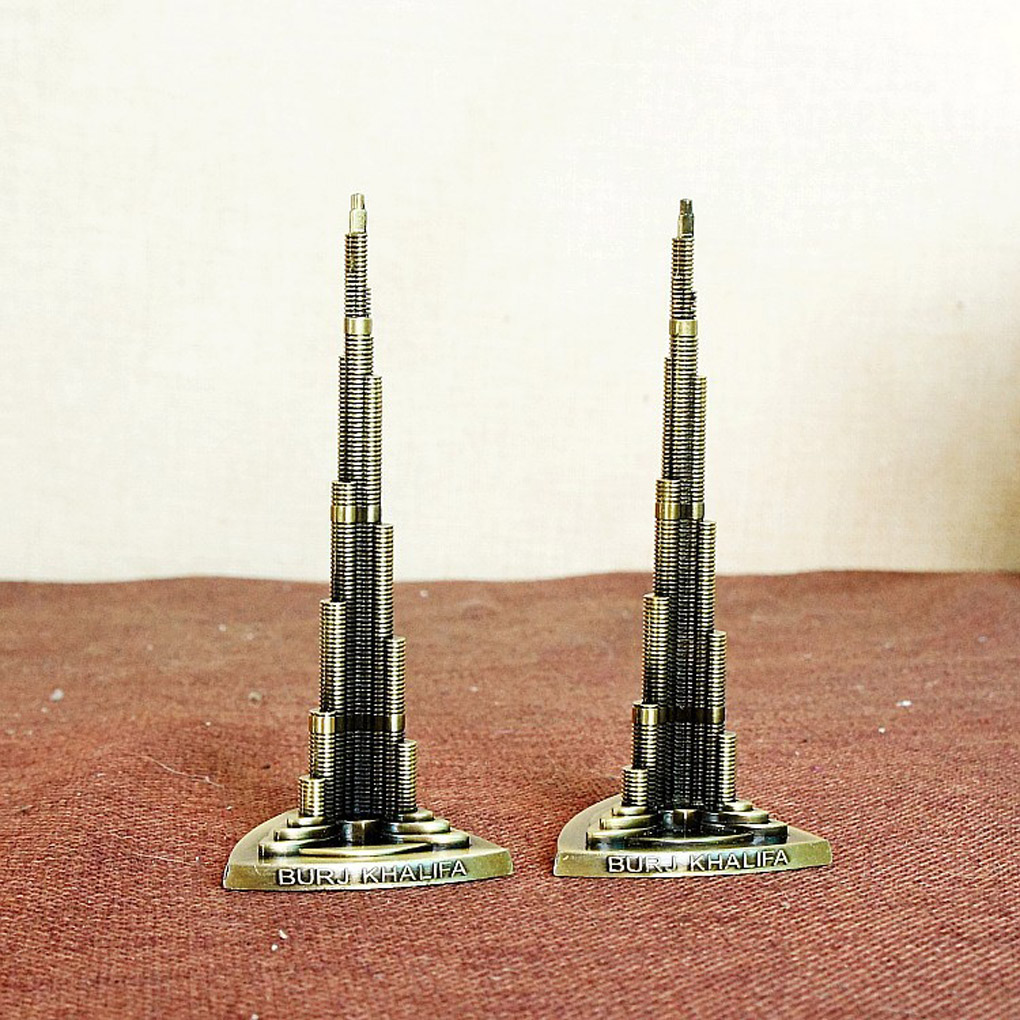 Ornements Burj Khalifa de Duba - Home Office Dubai avis et prix